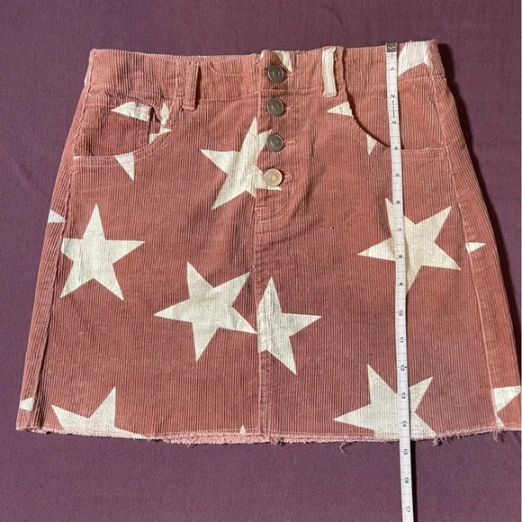 Peach Love California Star Mini Skirt Buttons Pockets- Size Small - Picture 2 of 5